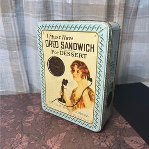 Oreo Sandwich Cookie Vintage Tin
